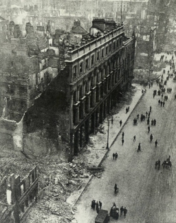 Ruined Dublin after the Easter Rising
