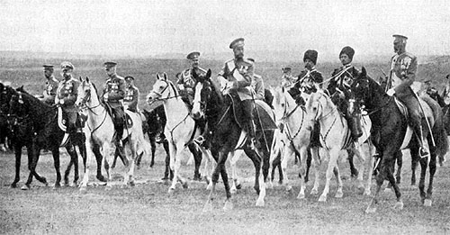 Czar Nicholas II with his army before the revolution.