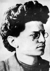 A police photograph of Leon Trotsky taken around 1900.
