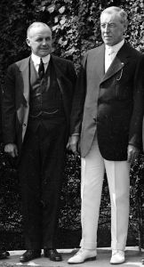 Vance McCormick (left) with President Woodrow Wilson.